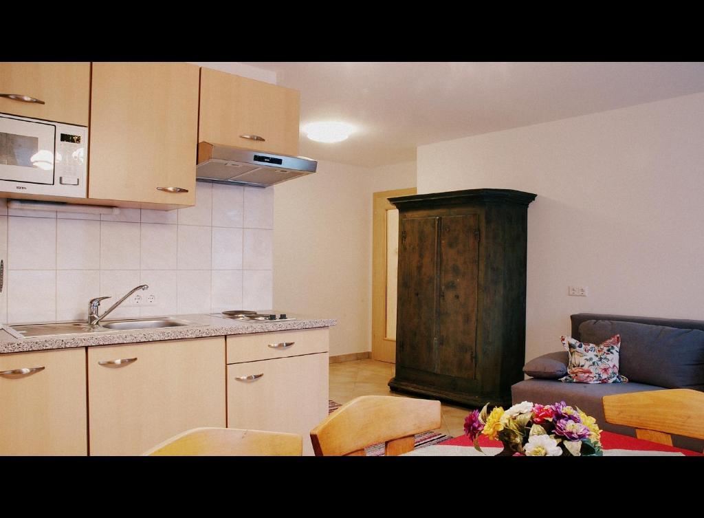 Gasthof Neumeister Stumm Room photo
